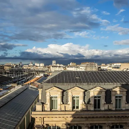 Hotel Ibis Styles Gare Du Nord Tgv 4*