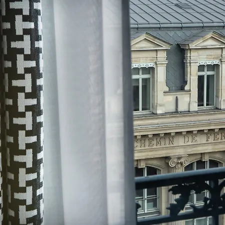 Ibis Styles Gare Du Nord Tgv Paris