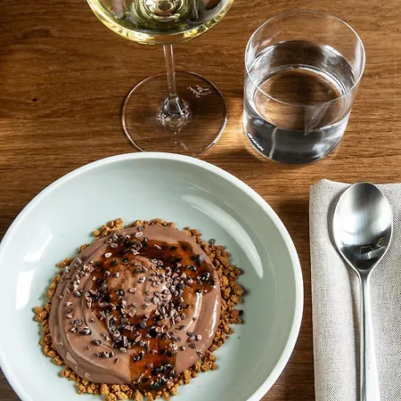 Flanelles فندق 4*